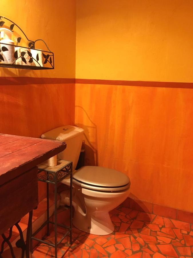 En Bord De Seine Bed & Breakfast Vetheuil Bagian luar foto