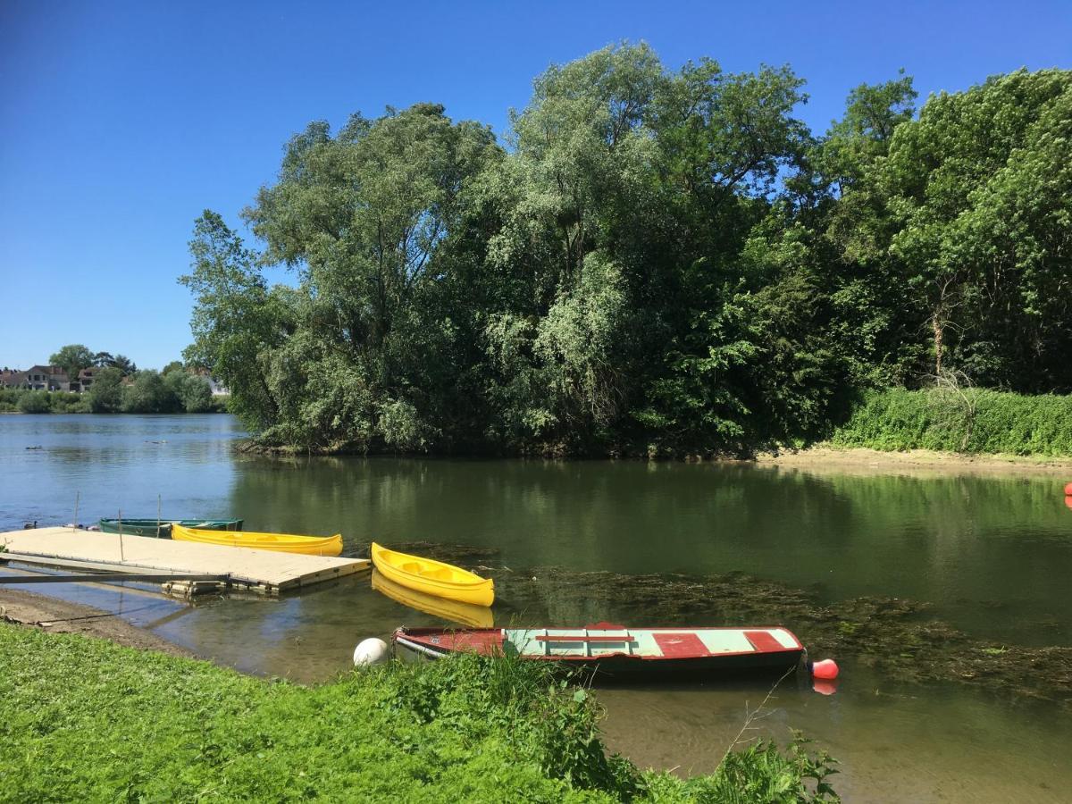En Bord De Seine Bed & Breakfast Vetheuil Bagian luar foto
