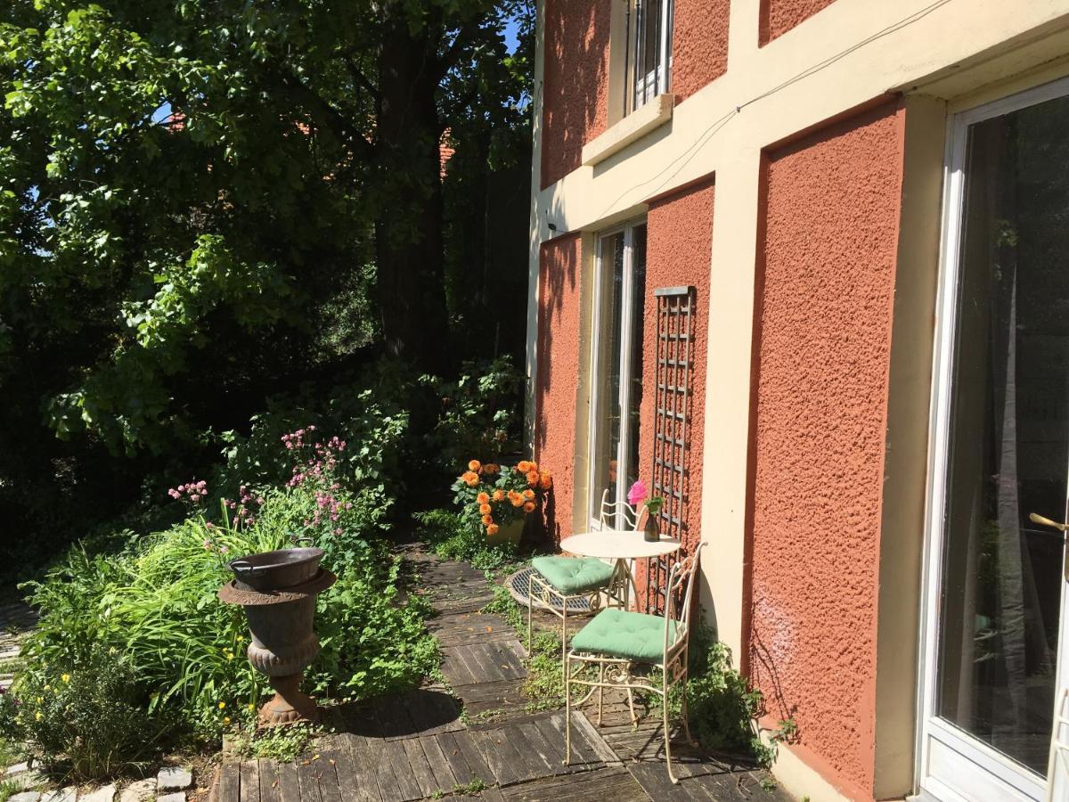 En Bord De Seine Bed & Breakfast Vetheuil Bagian luar foto